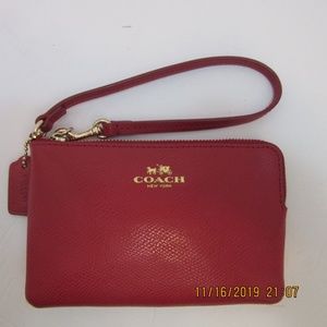 Coach crossgrain leather corner zip wristlet